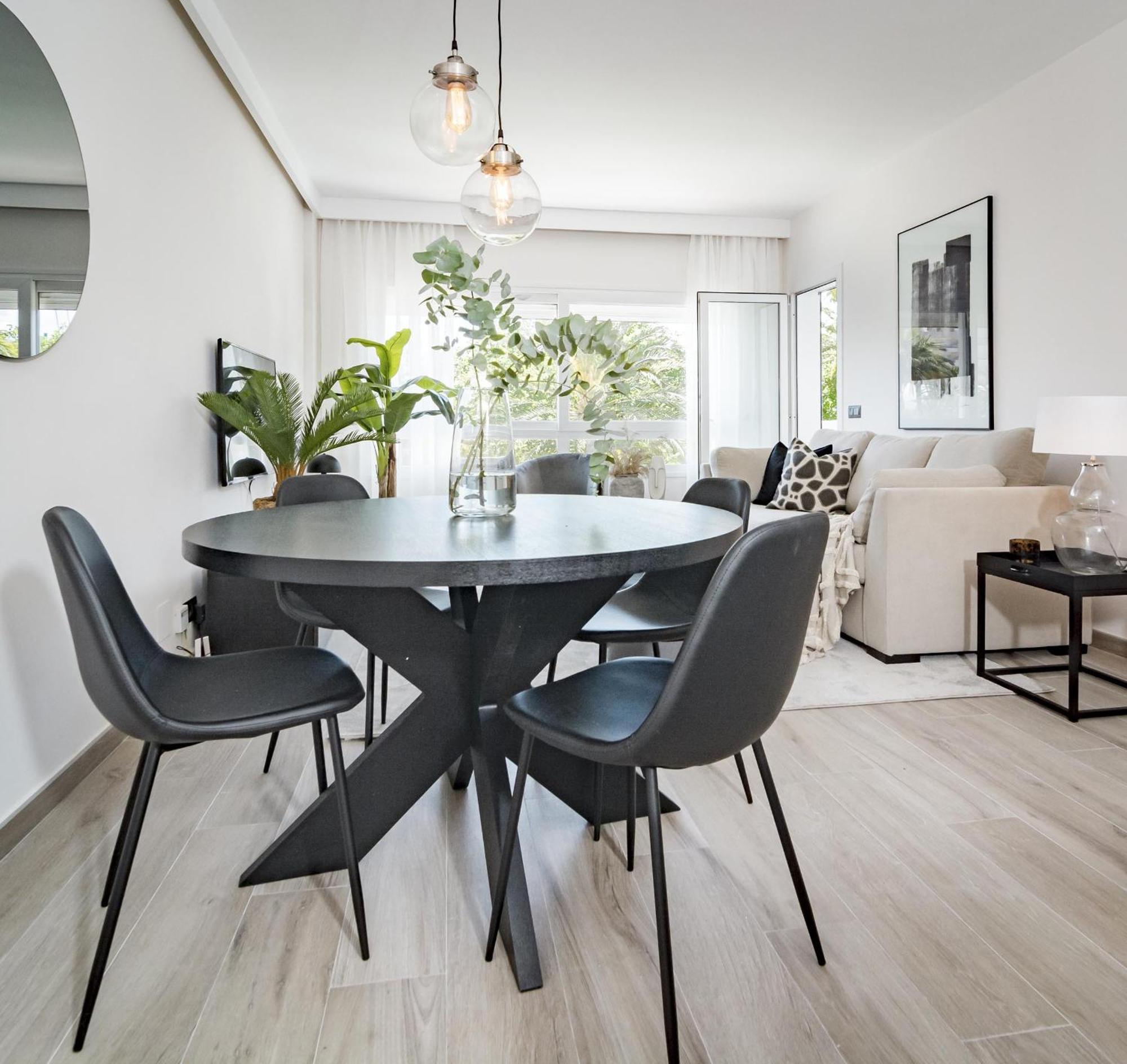 Pr- Stunning Flat Front Line Puerto Banus Appartement Marbellac
